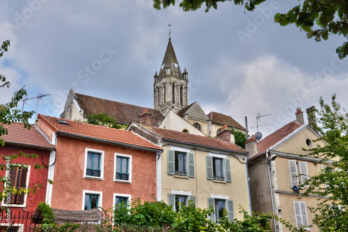 France, the picturesque city of Conflans Sainte Honorine photo