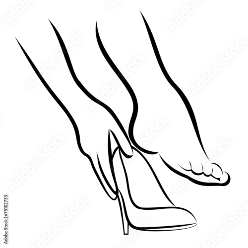 The Woman puts shoes 2