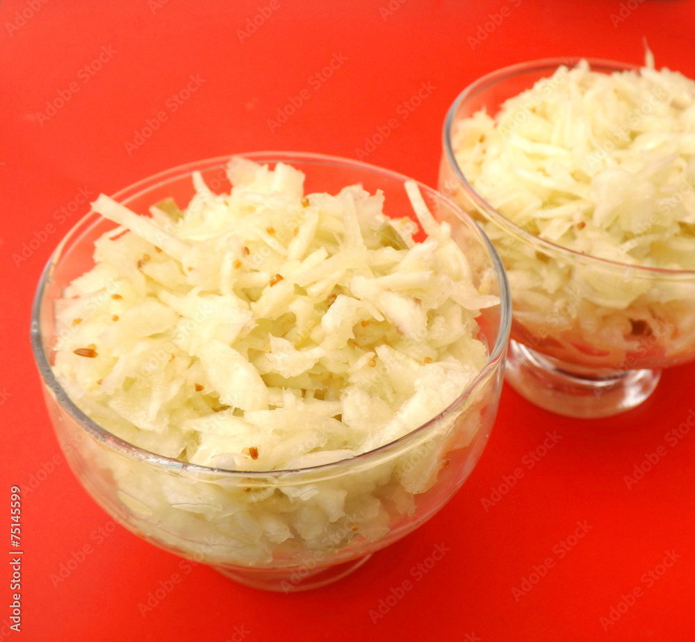 weisskrautsalat weisskrautsalat