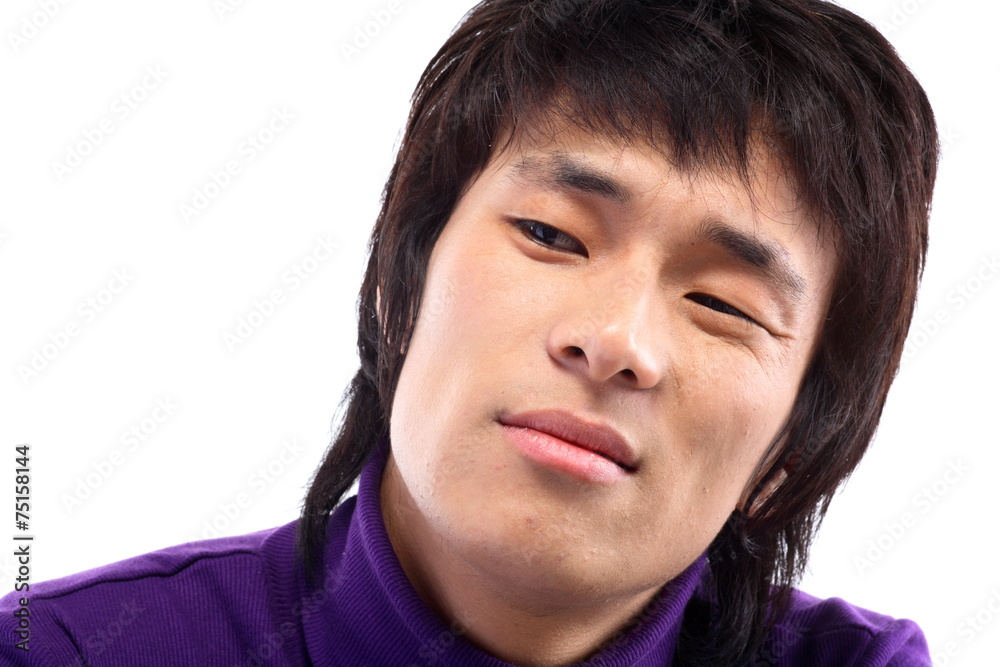 20대 청년 얼굴 클로즈 업