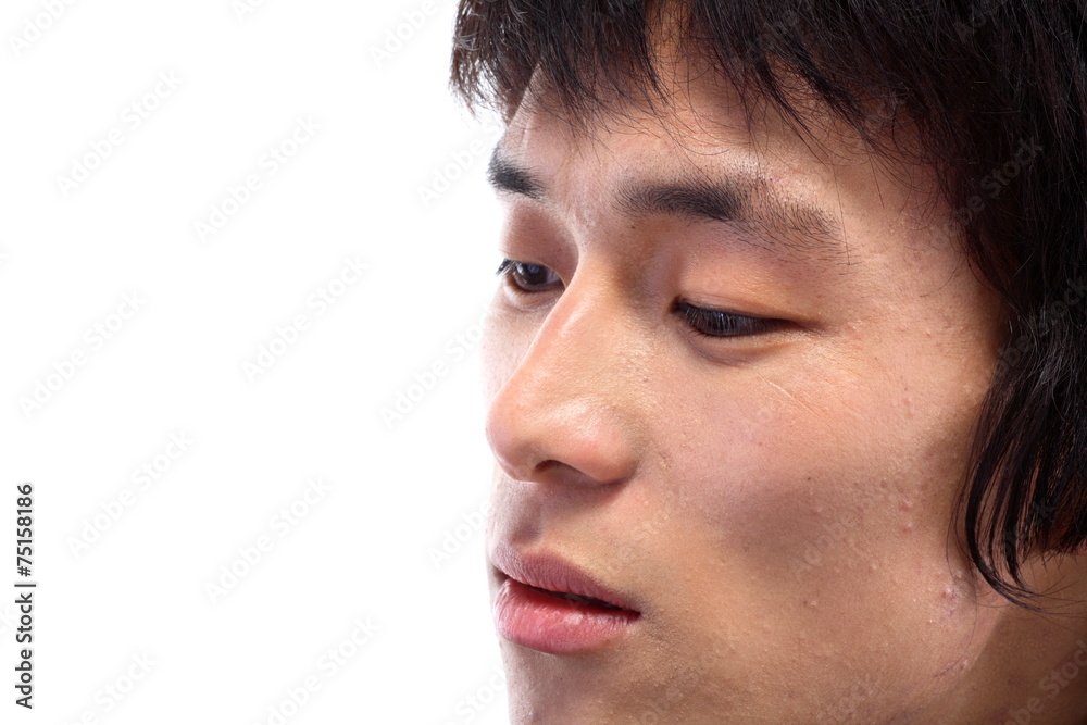 20대 청년 얼굴 클로즈 업 20대 청년 얼굴 클로즈 업