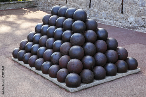 Cannonballs photo