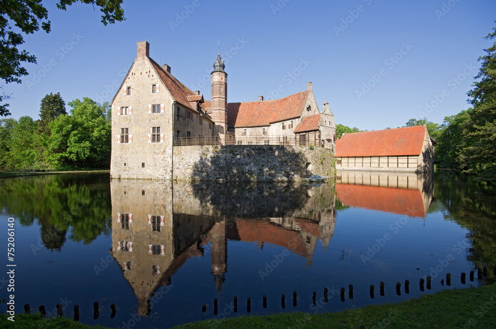 Fototapeta premium Burg Vischering in Lüdinghausen, NRW, Deutschland