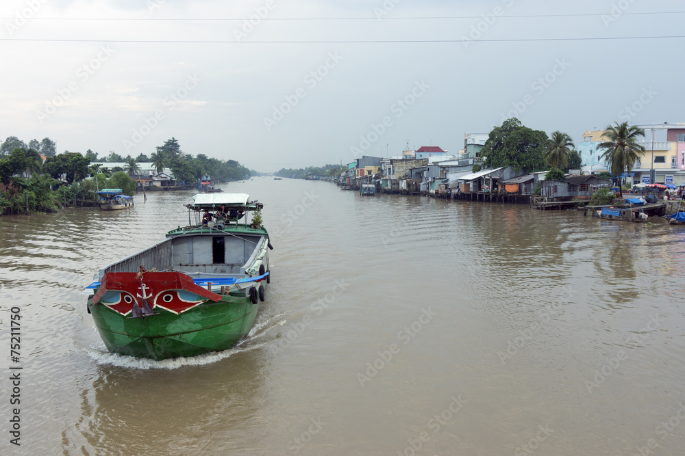 Kanal im Mekongdelta