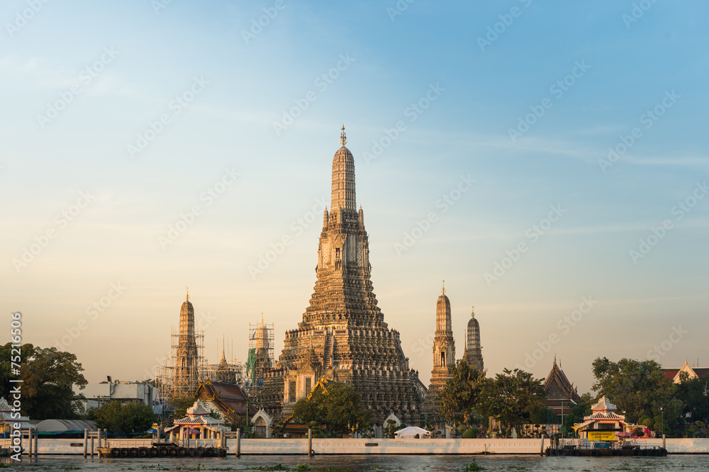 Beauty of sunrise at Arun Temple, Landmark of Bangkok, Thailand