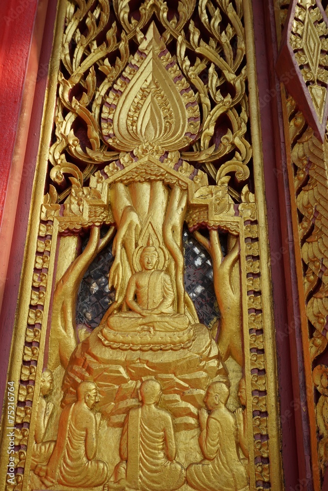 wood carving Thai Buddha story art