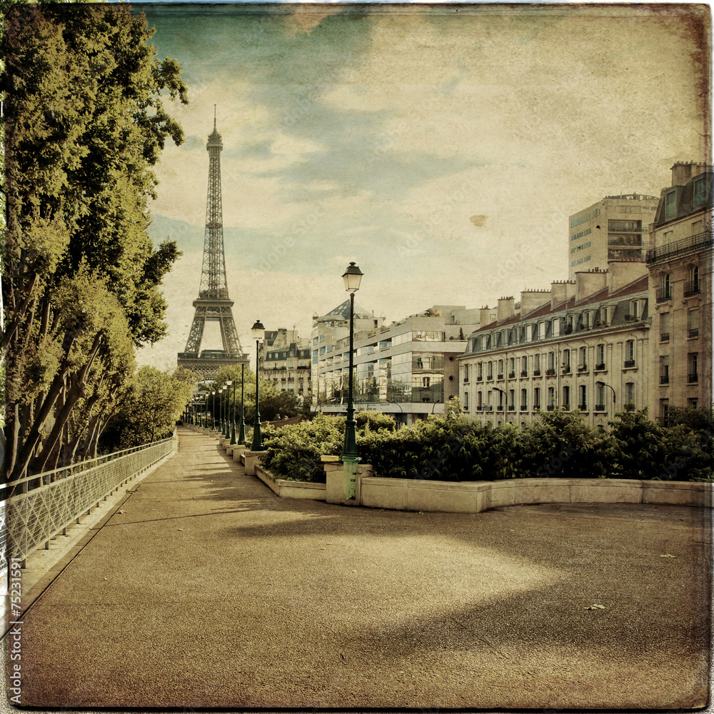 Fototapeta premium The Eiffel Tower in Paris in vintage style