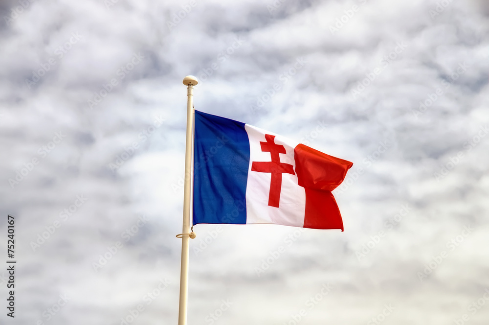 France, Courseulles-sur-mer - Drapeau croix de Lorraine Stock Photo | Adobe  Stock