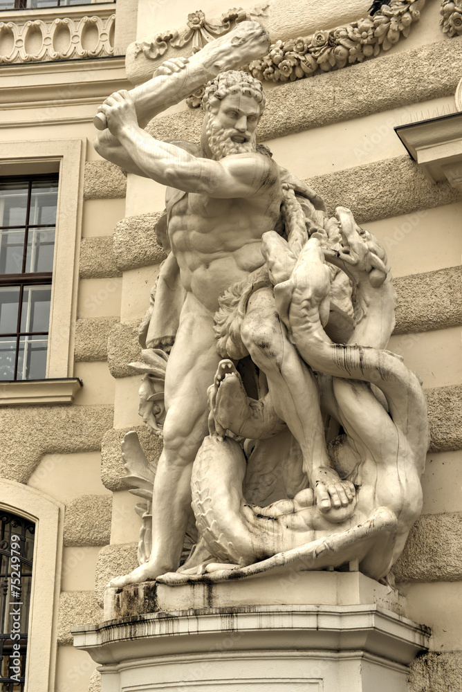 Hercules Statue - Vienna, Austria Hercules Statue - Vienna, Austria