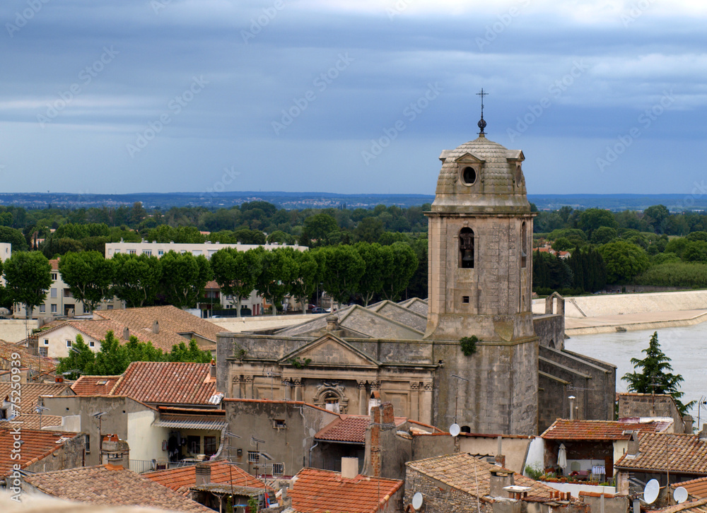 Arles ville antique