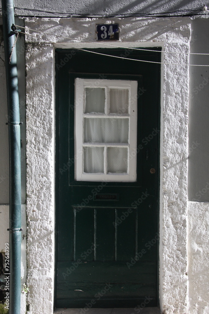 Fototapeta premium Porte traditionnelle de Lisbonne