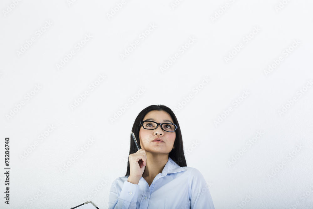 事務職の若い女性 事務職の若い女性