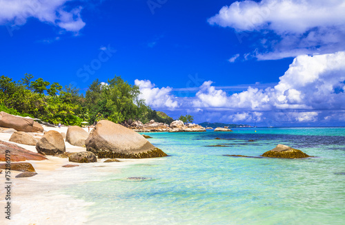 turquoise beaches of Seychelles