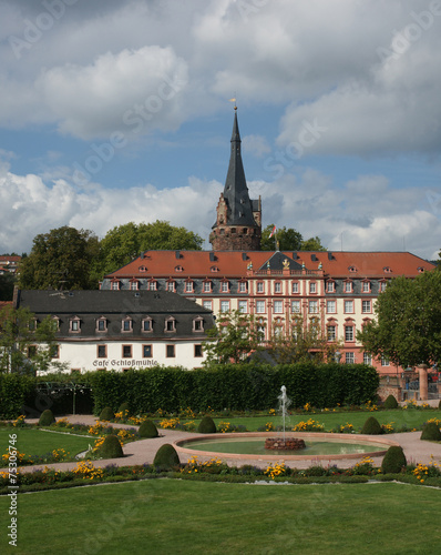 Lustgarten, Orangerie und Schloss in Erbach photo