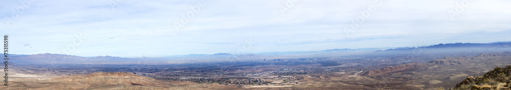 Fototapeta premium Panorama Las Vegas Basin and Skyline