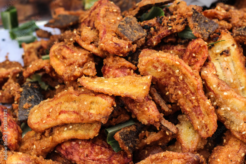 Fried Banana with Banana leaf Fried Banana with Banana leaf