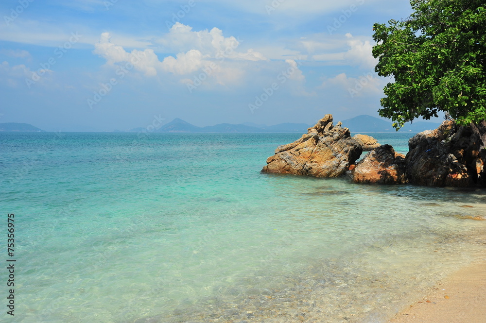 Fototapeta premium Summer Beach on the Island