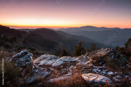 Cévennes - Levé de soleil sur les crêtes