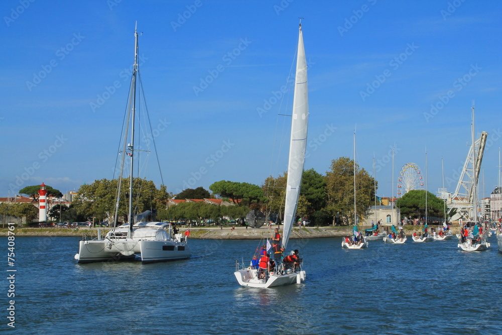 Entrée du bassin des chalutiers à La Rochelle, France Entrée du bassin des chalutiers à La Rochelle, France
