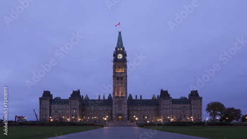 4K Time lapse Parliament Canada twilight