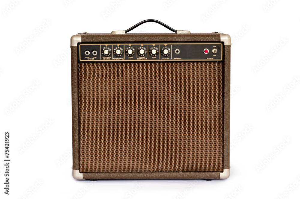 Naklejka premium Brown electric guitar amplifier isolated on white background