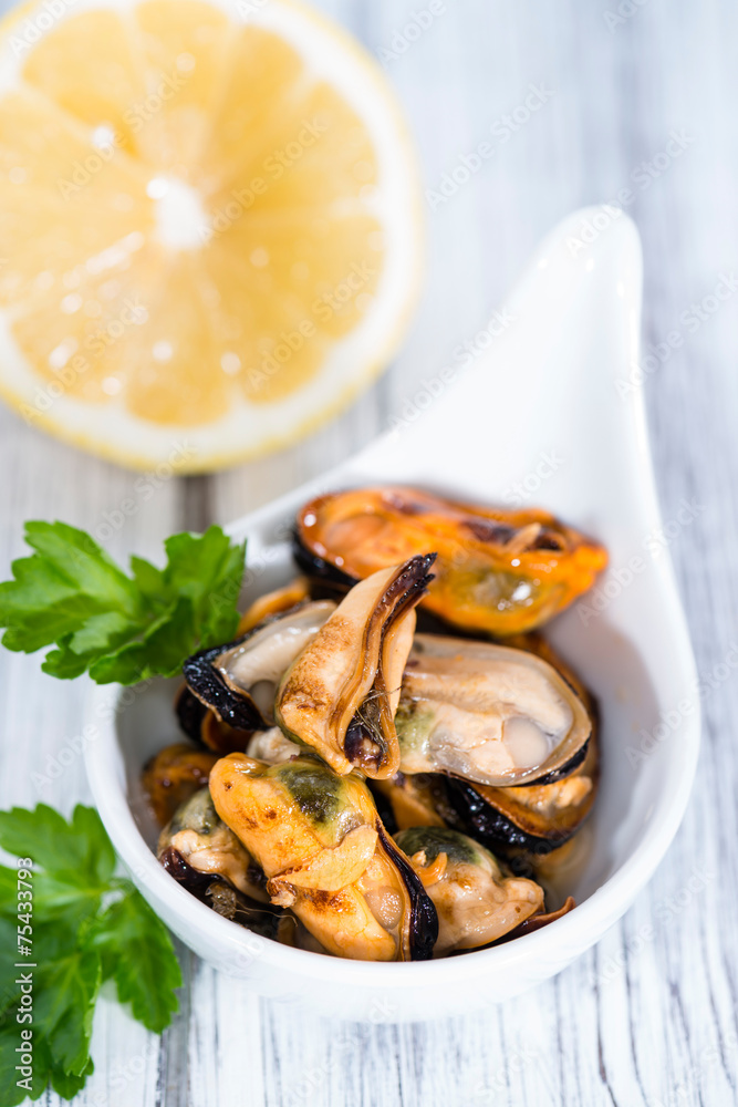 Mussels (with fresh herbs)