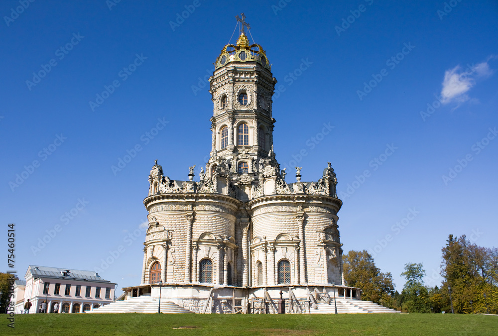 Church in Dubrovitsy manor, Podolsk city Church in Dubrovitsy manor, Podolsk city