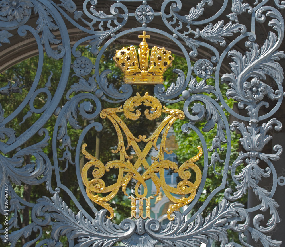 Gilded emblem of Imperial Russia, Saint Petersburg