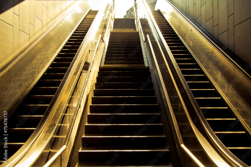 Escalator Escalator