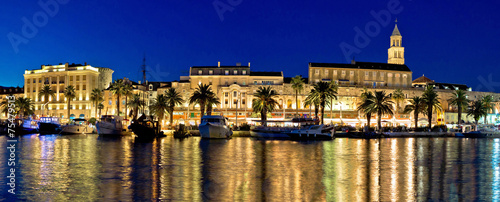 Amazing Split waterfront evening panorama