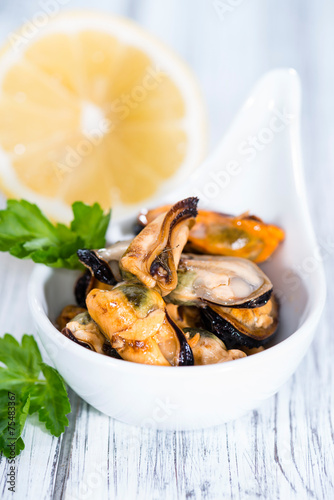 Grilled Mussels (pickled in oil)