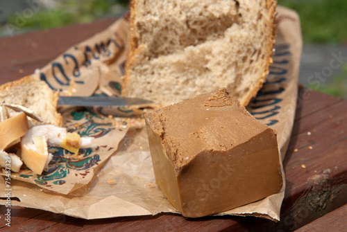 Unredal brauner Käse