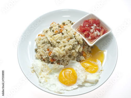 fried rice with fried eggs