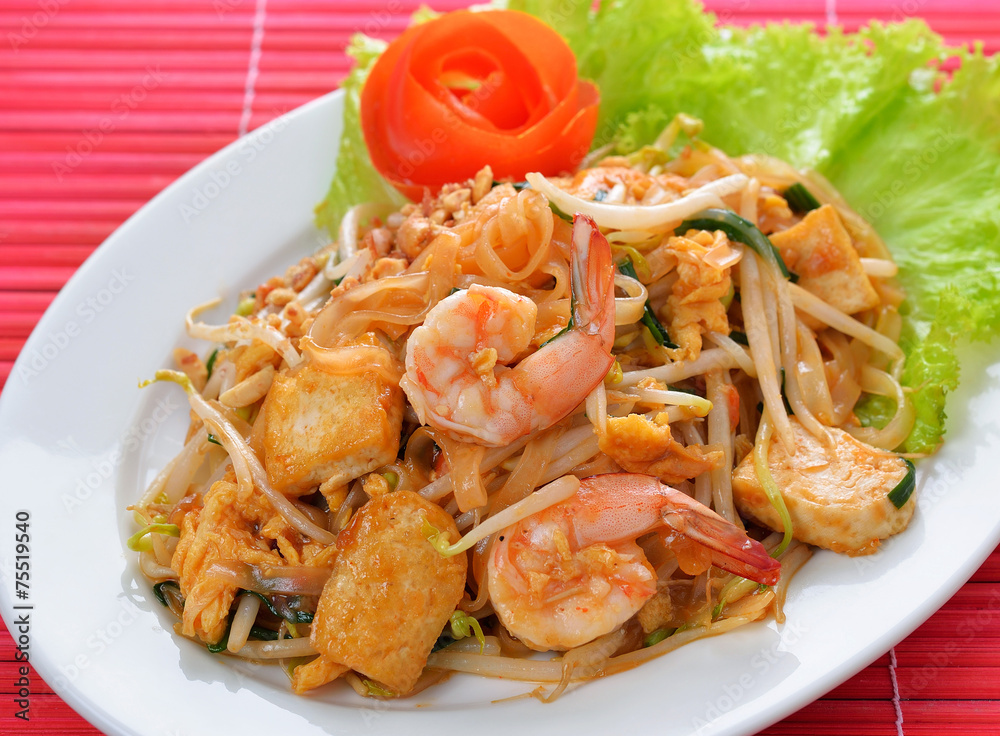Thai food Pad thai , Stir fry noodles with shrimp Thai food Pad thai , Stir fry noodles with shrimp