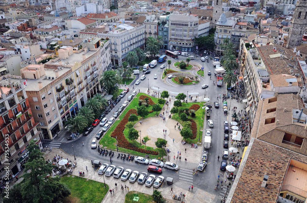 Center of the city - Plaza de la Reina in Valencia