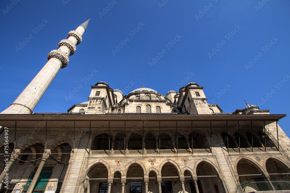 Fototapeta premium The New mosque courtyard, Istanbul