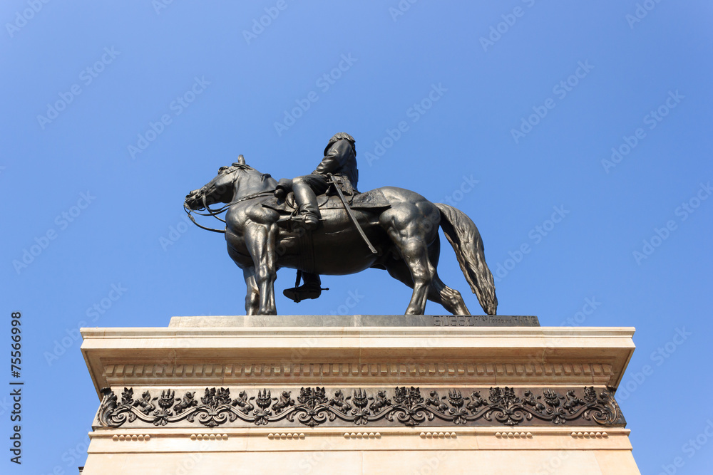 Obraz premium Statue of King Chulalongkorn (Rama V)