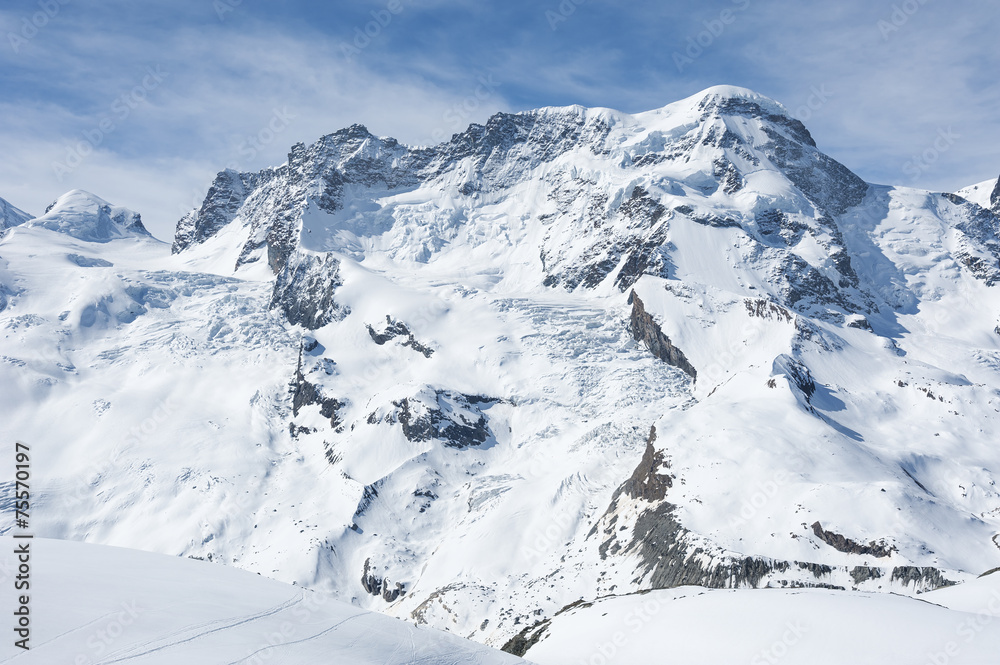 Fototapeta premium Snow mountain in Swiss