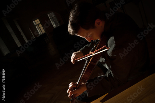 Playing on violin