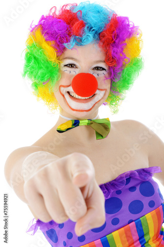 Clown zeigt mit Zeigefinger