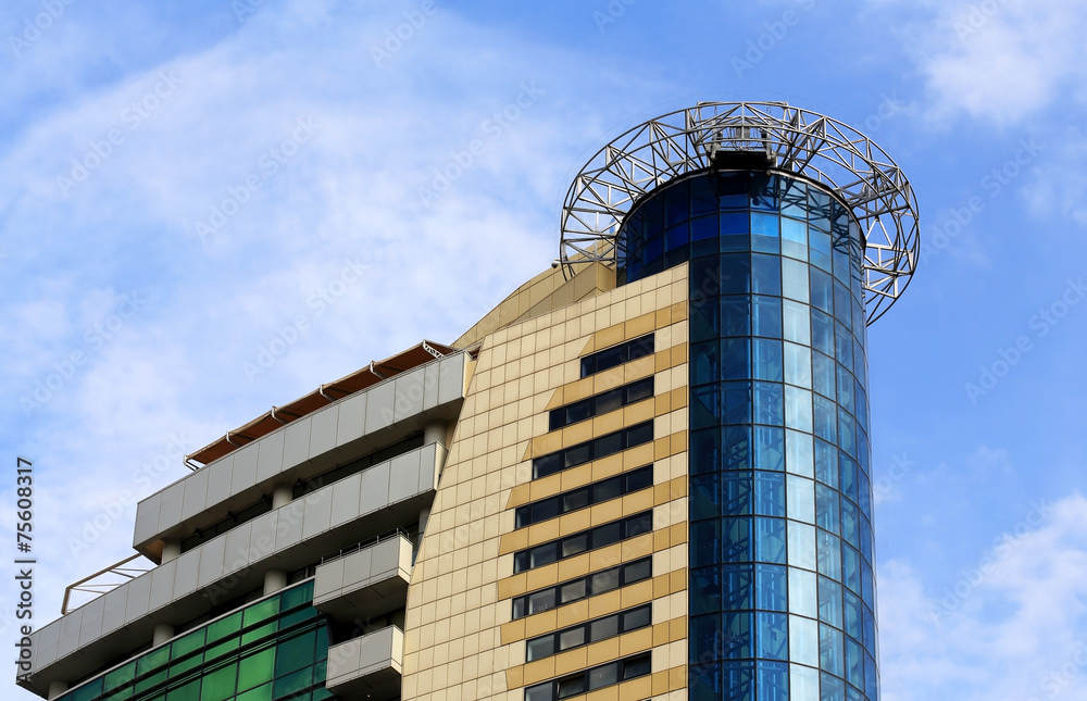Obraz premium High-tech style building