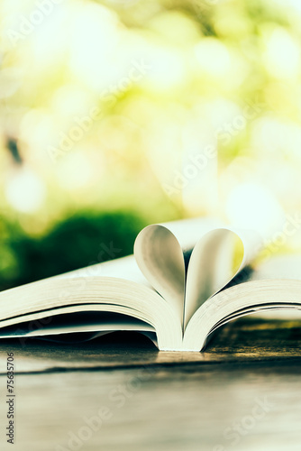 Heart book © siraphol