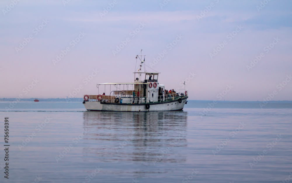 A lonely ship in the sea A lonely ship in the sea