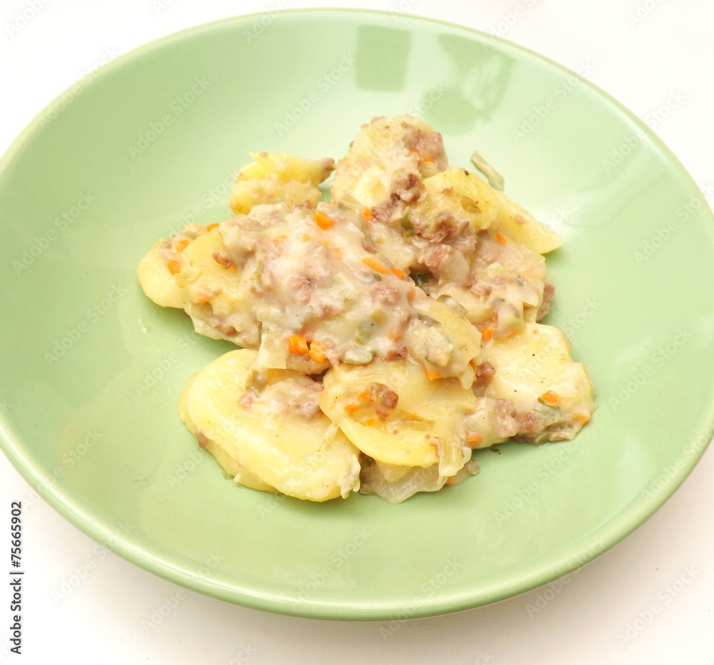 Kartoffelauflauf mit Hackfleisch Kartoffelauflauf mit Hackfleisch