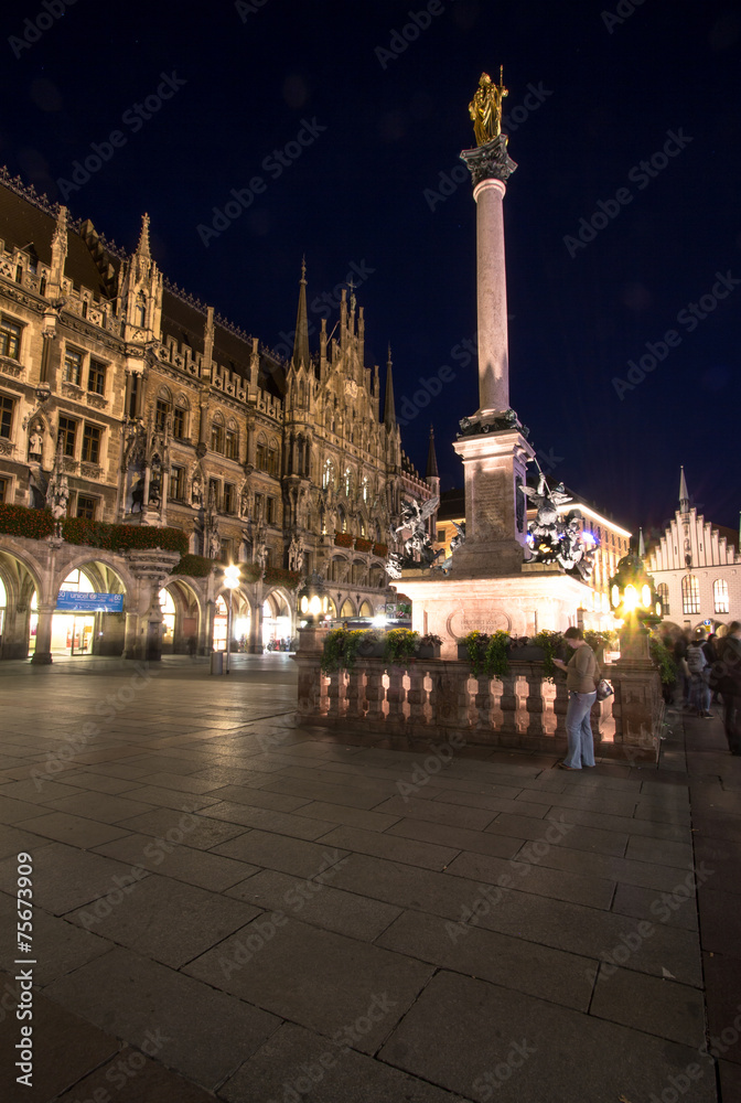 Naklejka premium New town hall in Munich, Germany