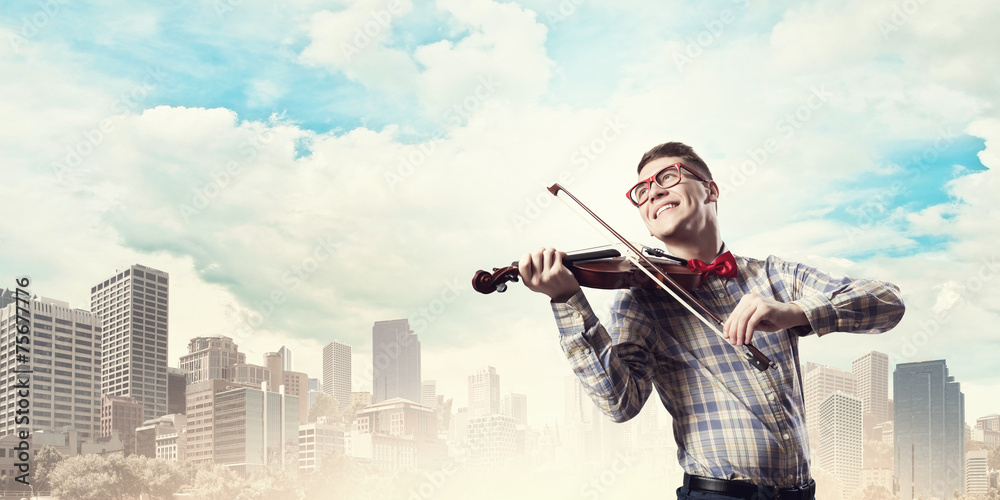 Fototapeta premium Man violinist