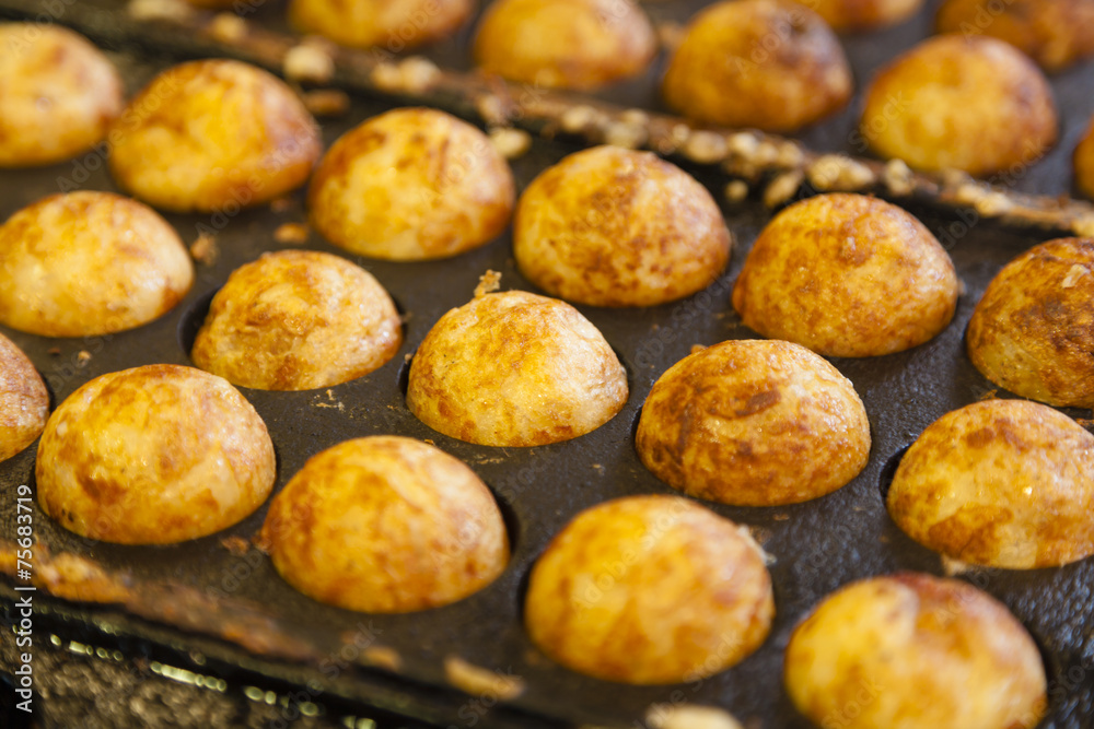 Takoyaki - Octopus ball, a popular Japanese street food Stock Photo ...