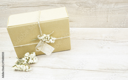 Eco gift box with flower