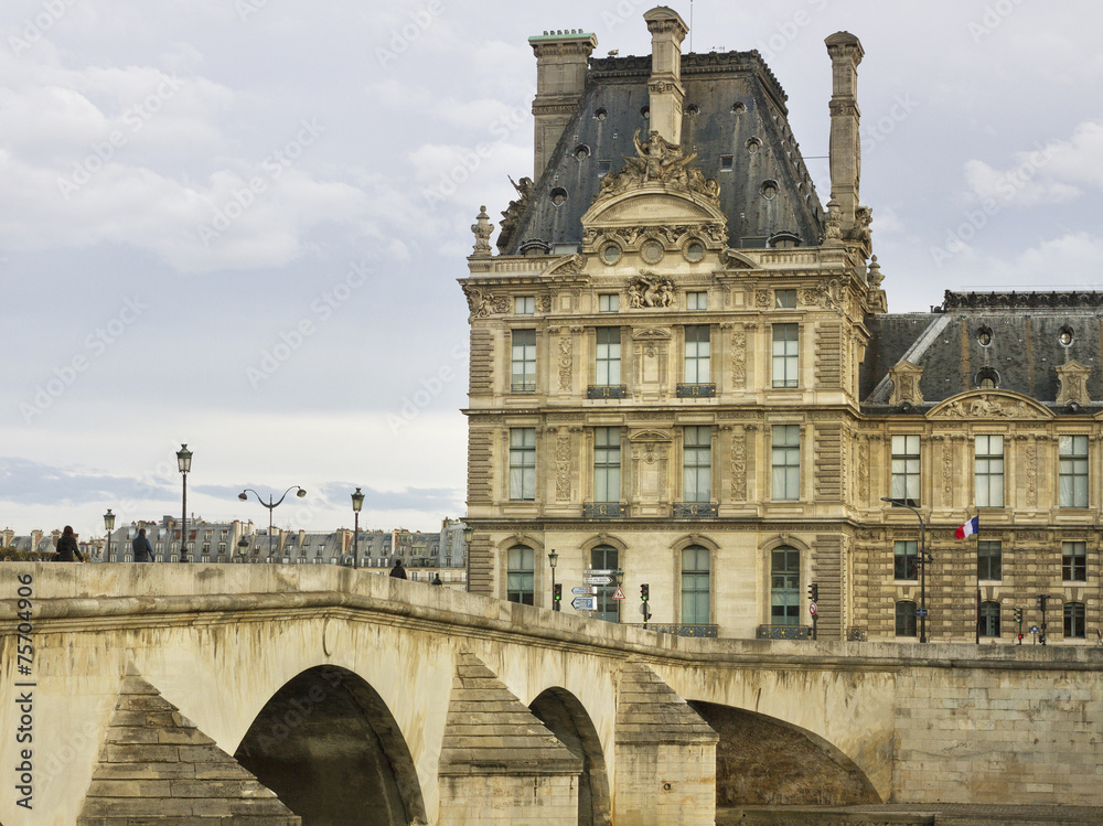  View to the Louvre Museum.