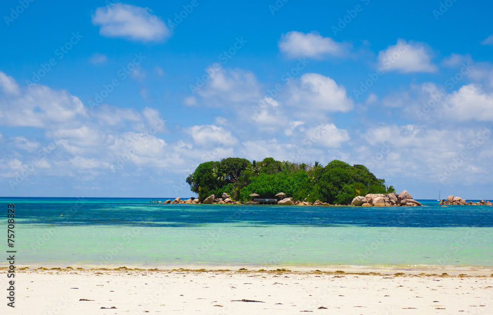 Fototapeta premium Island Beauty Wallpaper